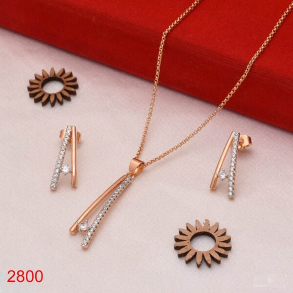 Elegant Women's Rose Gold AD Pendant Chain Necklace