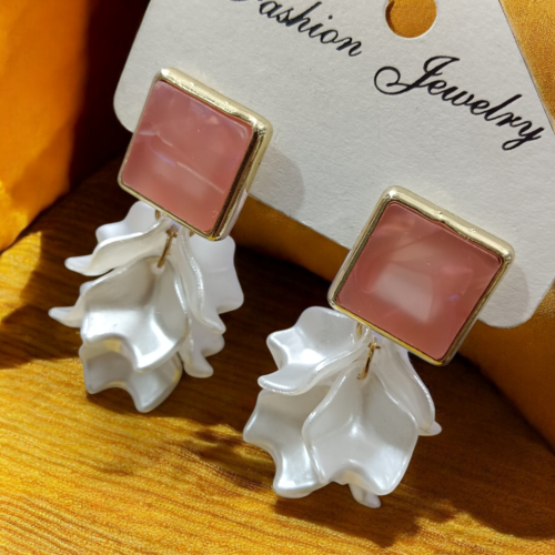 Photoroom-20241026_182053.png Elegant Korean Flower Petal Studded Earrings