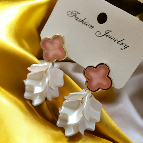 Photoroom-20241026_222632.png Elegant Korean Flower Petal Studded Earrings