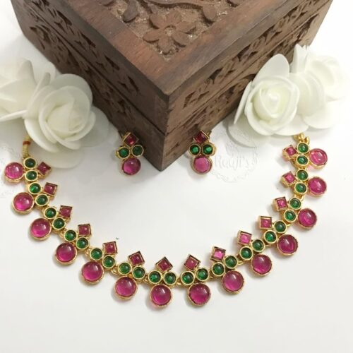 Gold plated kemp necklace set