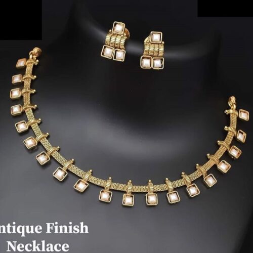 Untitled9a.jpeg Gold toned Kemp Necklace Set