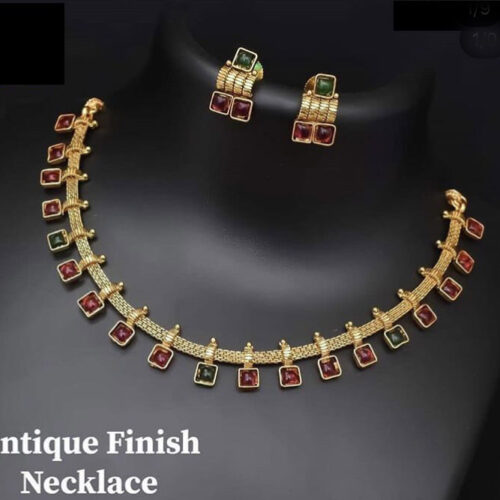 Untitled9b.jpeg Gold toned Kemp Necklace Set