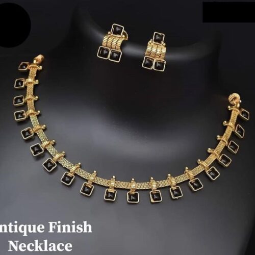 Untitled9d.jpeg Gold toned Kemp Necklace Set