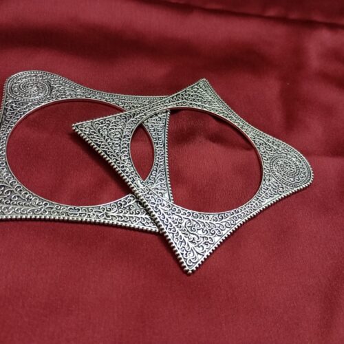 WhatsApp-Image-2023-10-13-at-5.38.06-PM-1.jpeg Premium oxidized bangles