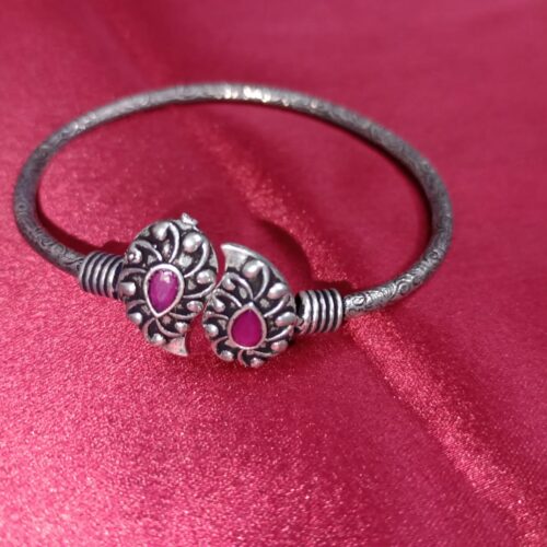 Premium oxidized Kada