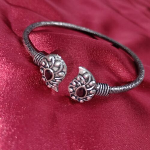 Premium oxidized Kada