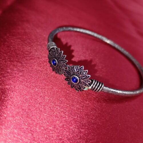 Premium oxidized Kada