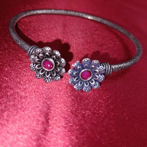 Premium oxidized Kada