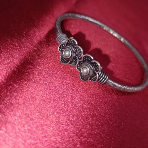Premium oxidized Kada