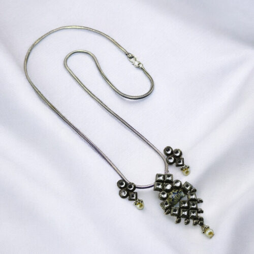 Kundan Oxidized Pendent set with Chain and Earrings
