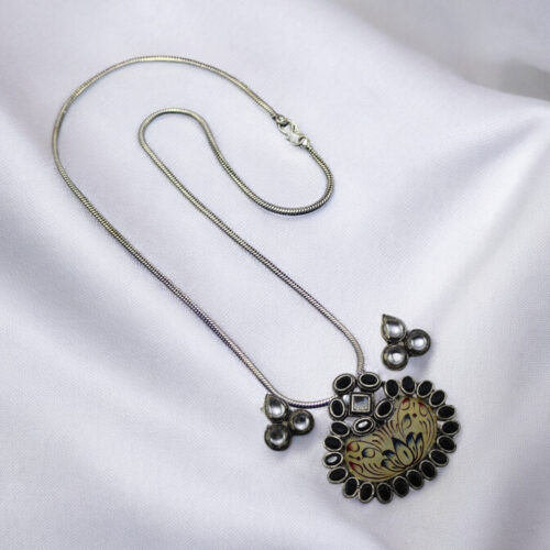 WhatsApp-Image-2024-06-15-at-5.27.03-PM-2.jpeg Kundan Oxidized Pendent set with Chain and Earrings