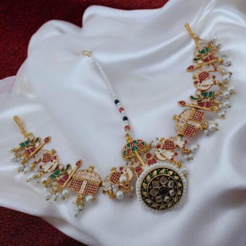 Traditional Doli Barat Maang tika