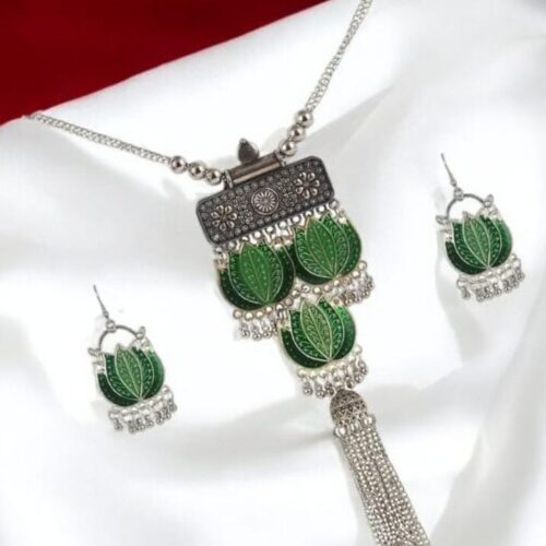 WhatsApp-Image-2024-08-05-at-7.58.06-AM-1.jpeg Lotus shaped Pendant Set with Earrings